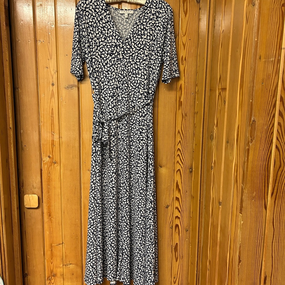 Chaus Navy and White Floral Maxi Dress